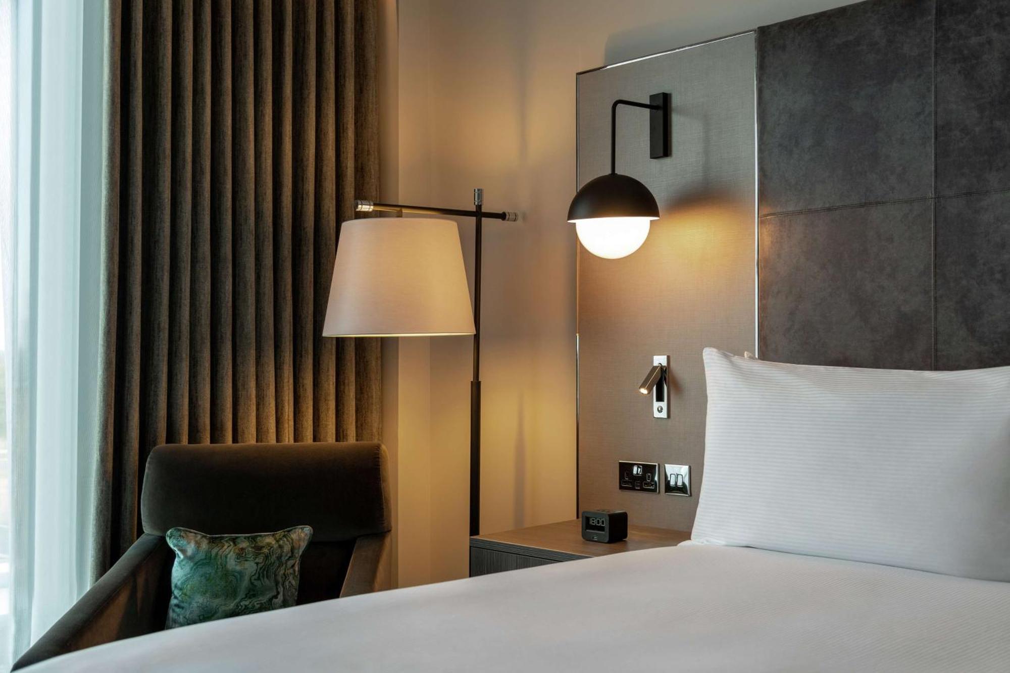 Hilton Aberdeen Teca Bagian luar foto