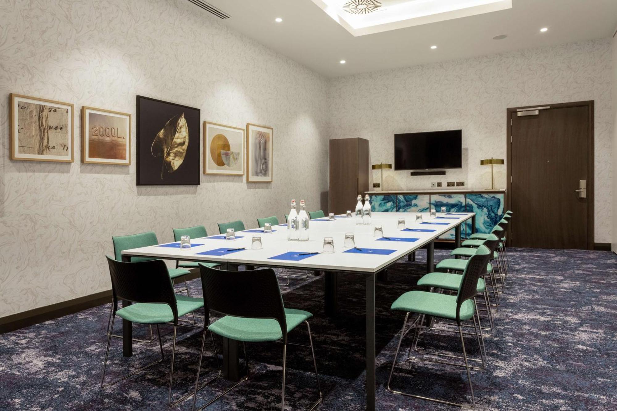 Hilton Aberdeen Teca Bagian luar foto