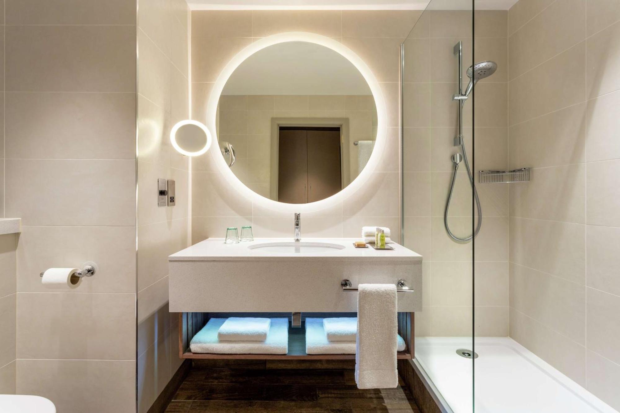 Hilton Aberdeen Teca Bagian luar foto