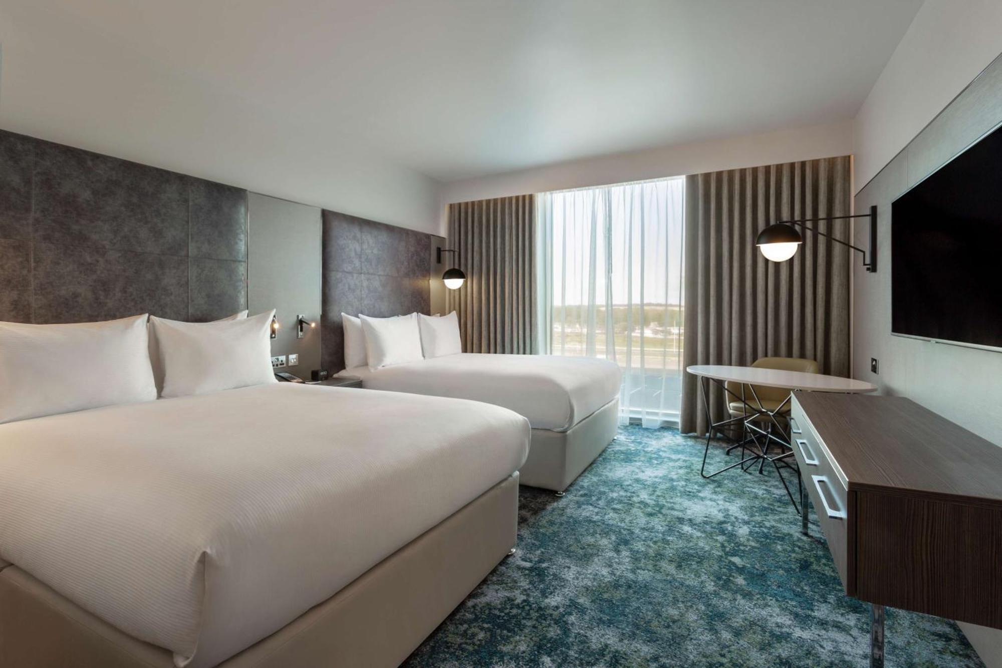 Hilton Aberdeen Teca Bagian luar foto