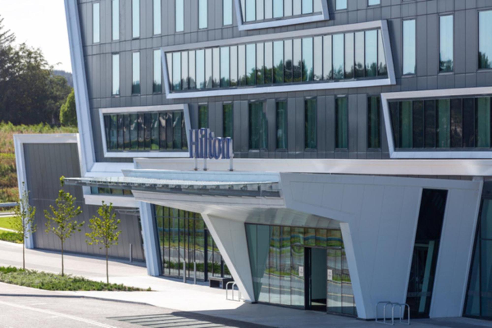 Hilton Aberdeen Teca Bagian luar foto